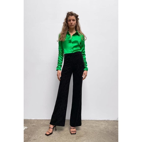 Zara FITTED BLOUSE WITH GATHERED DETAIL - Picture 3 of 7